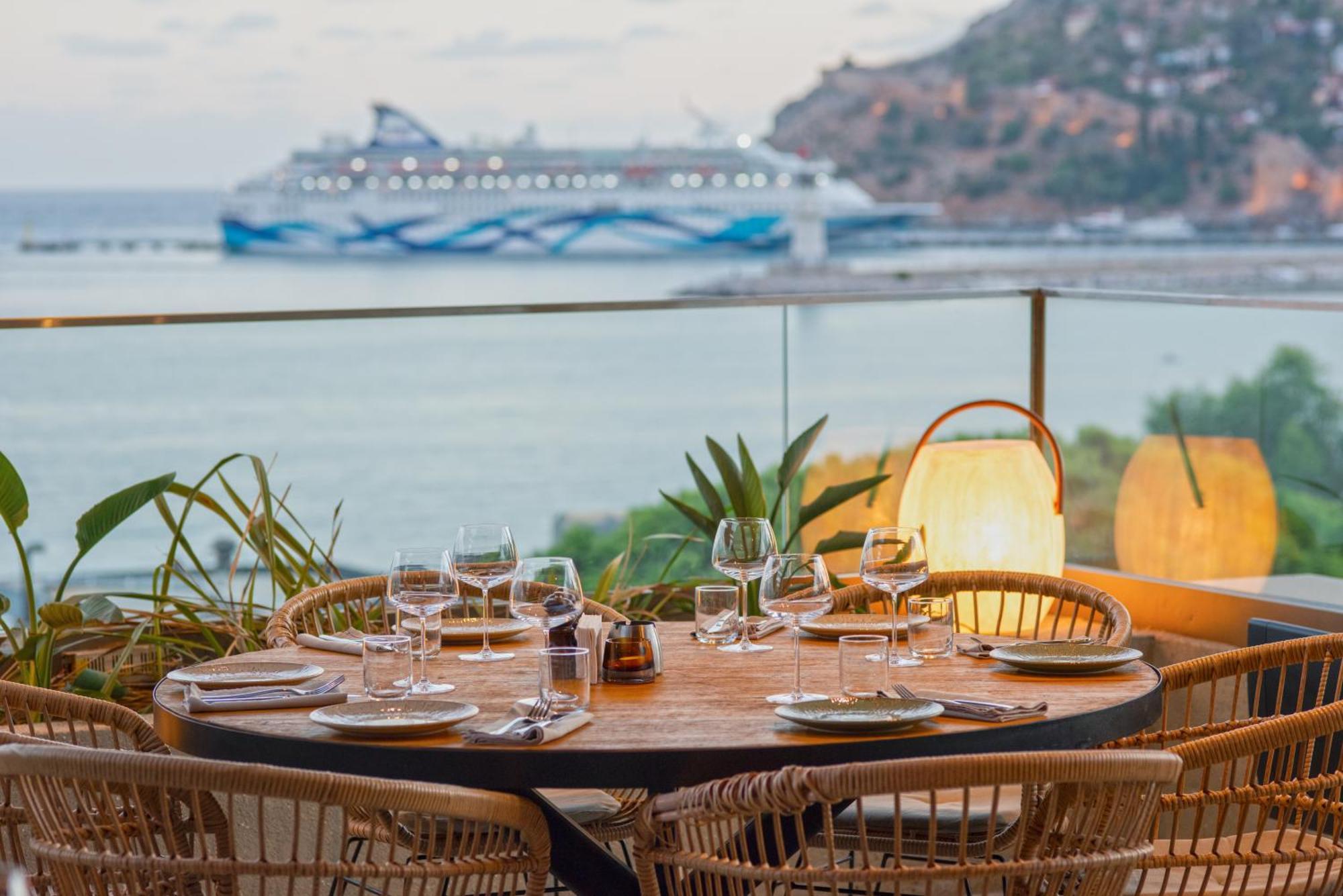 Bueyuek (adults Only) Готель 4*