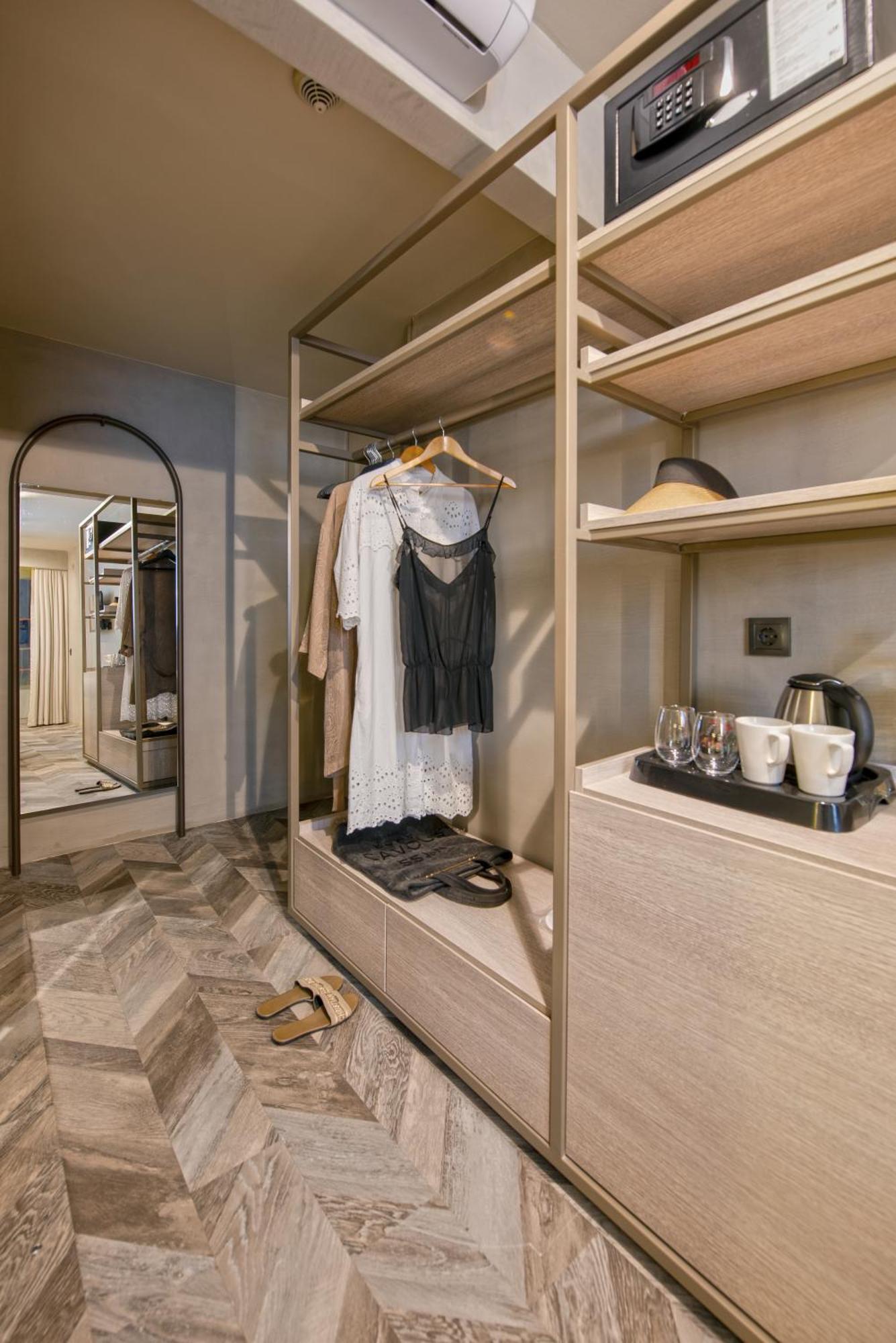 Готель Bueyuek (adults Only) 4*